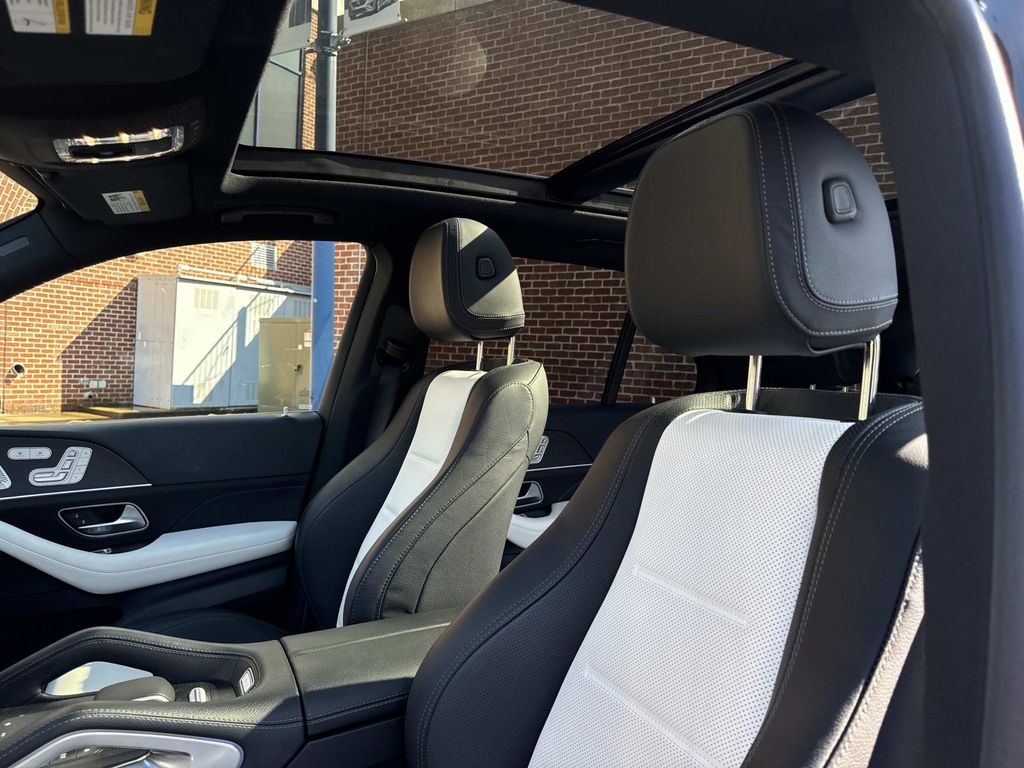 2024 Mercedes Benz GLE 580 4MATIC photo 15