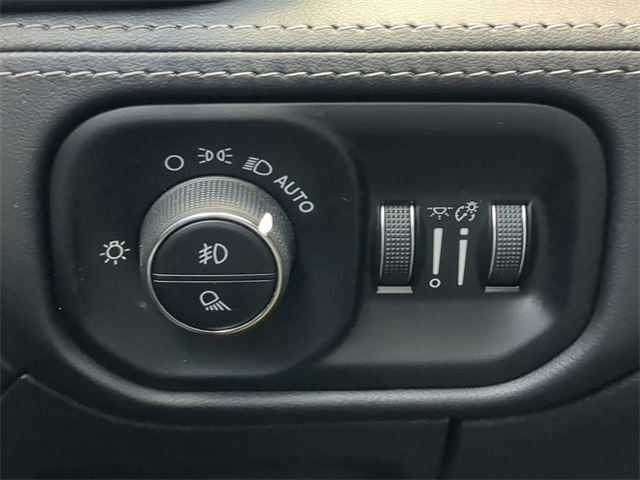 2021 Ram 1500 Limited photo 26