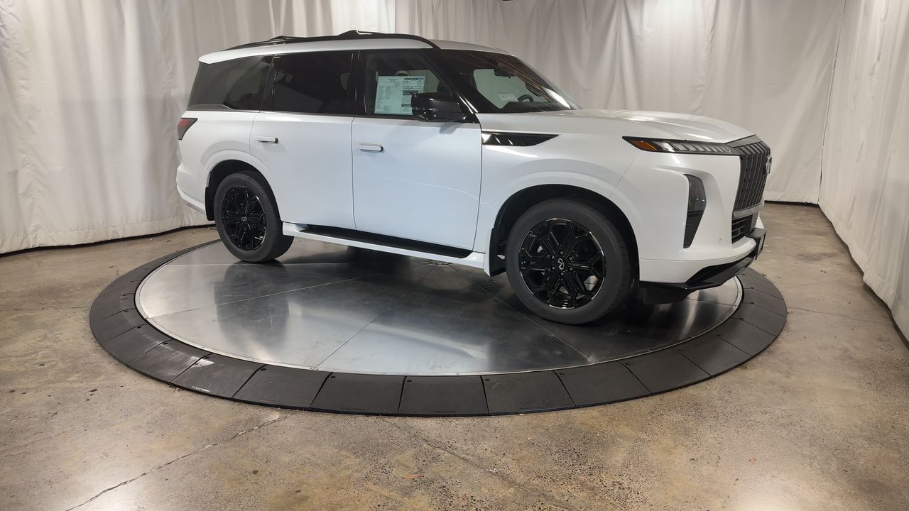 2026 Infiniti QX80 Sensory photo 3
