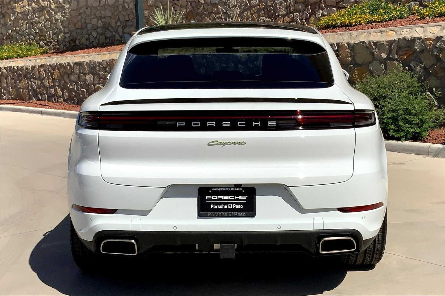 2025 Porsche Cayenne E-Hybrid Coupe photo 6
