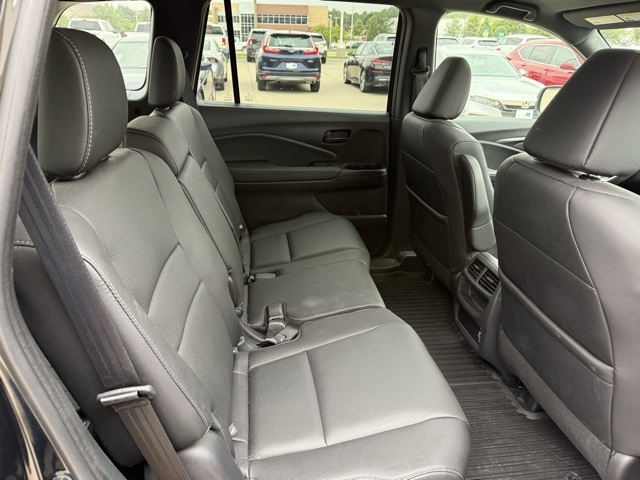 2023 Honda Passport EX-L photo 27