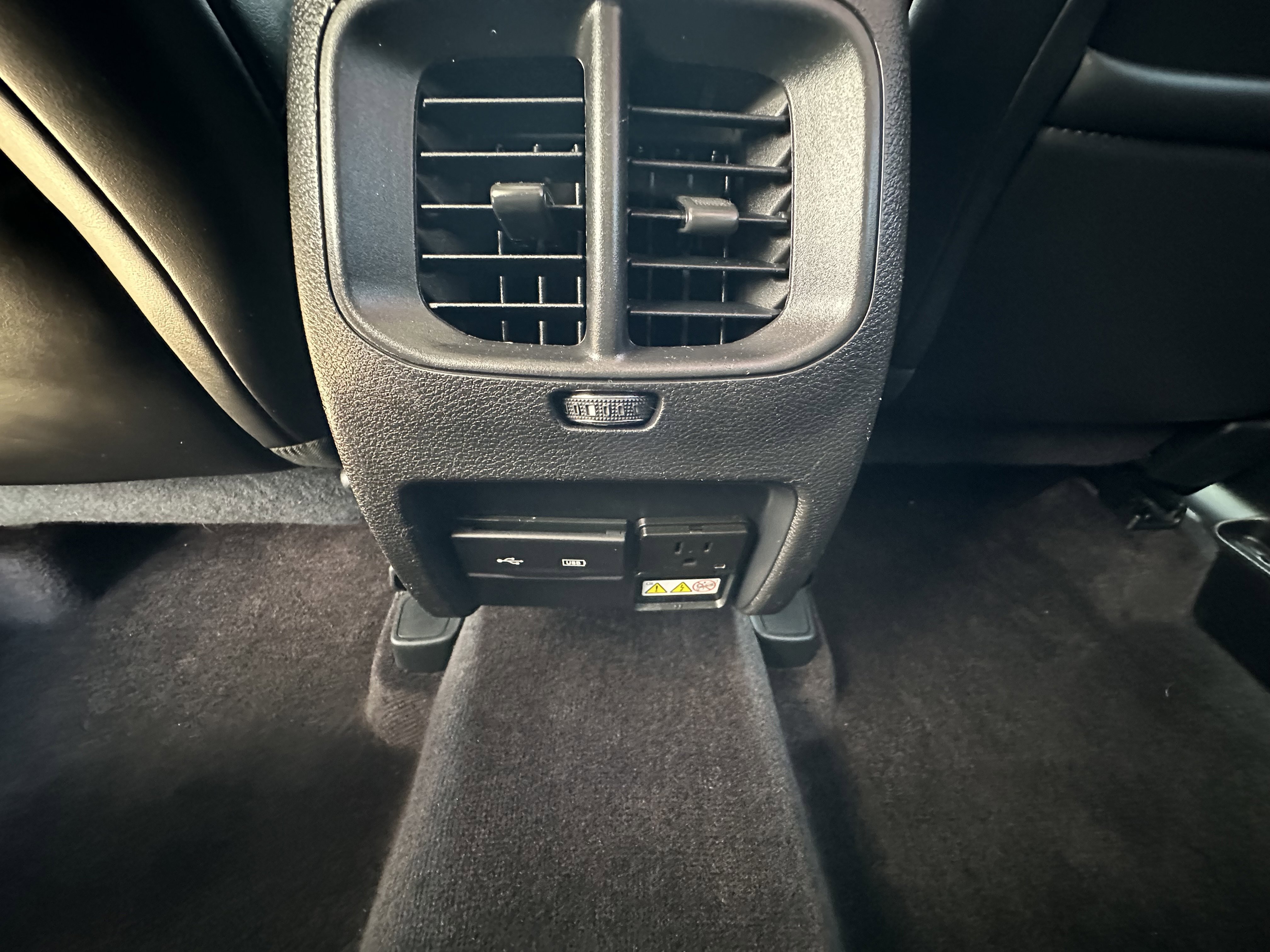 2019 Jeep Cherokee Limited photo 7
