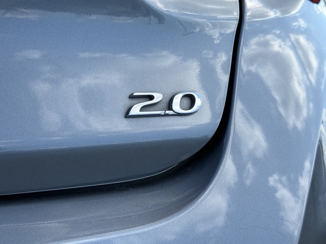 2020 Hyundai Veloster 2.0L Premium photo 16