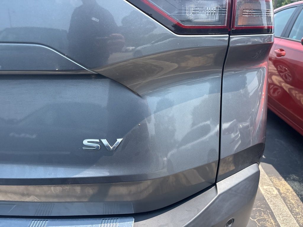 2023 Nissan Rogue SV photo 12