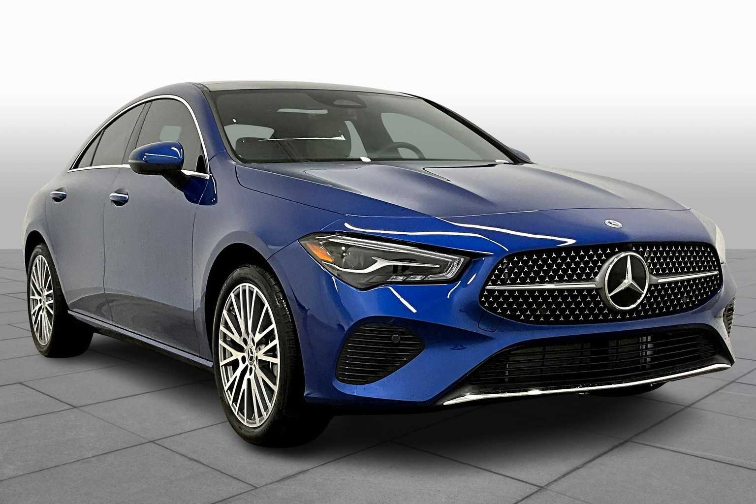 2025 Mercedes Benz CLA 250 4MATIC photo 2