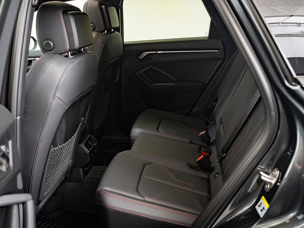 2025 Audi Q3 45 TFSI S line Premium Plus photo 34