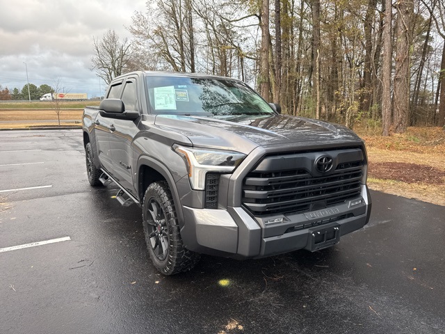 2024 Toyota Tundra SR5's photo
