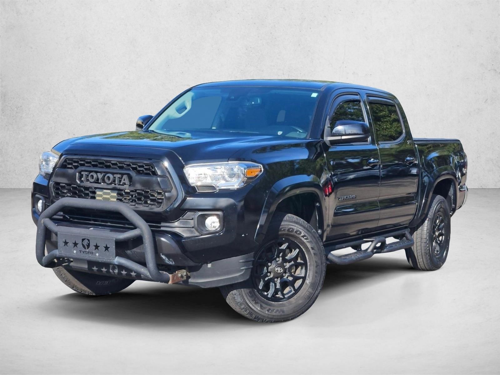 2021 Toyota Tacoma SR5's photo