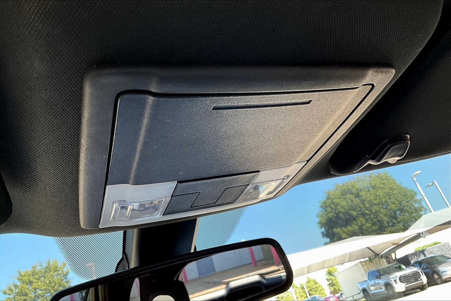 2018 Ford Explorer XLT photo 28