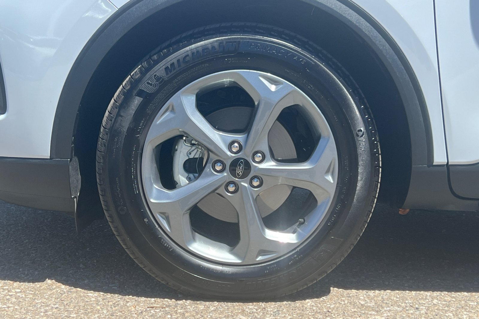 2025 Ford Escape ST-Line photo 30