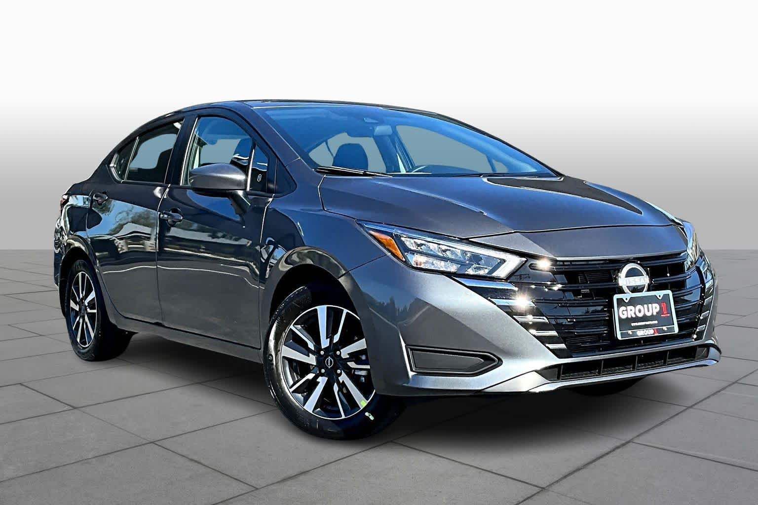 2025 Nissan Versa SV photo 2
