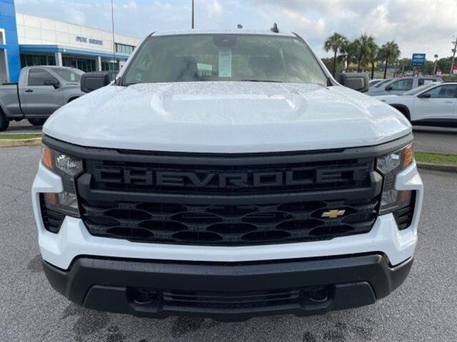 2025 Chevrolet Silverado 1500 photo 2
