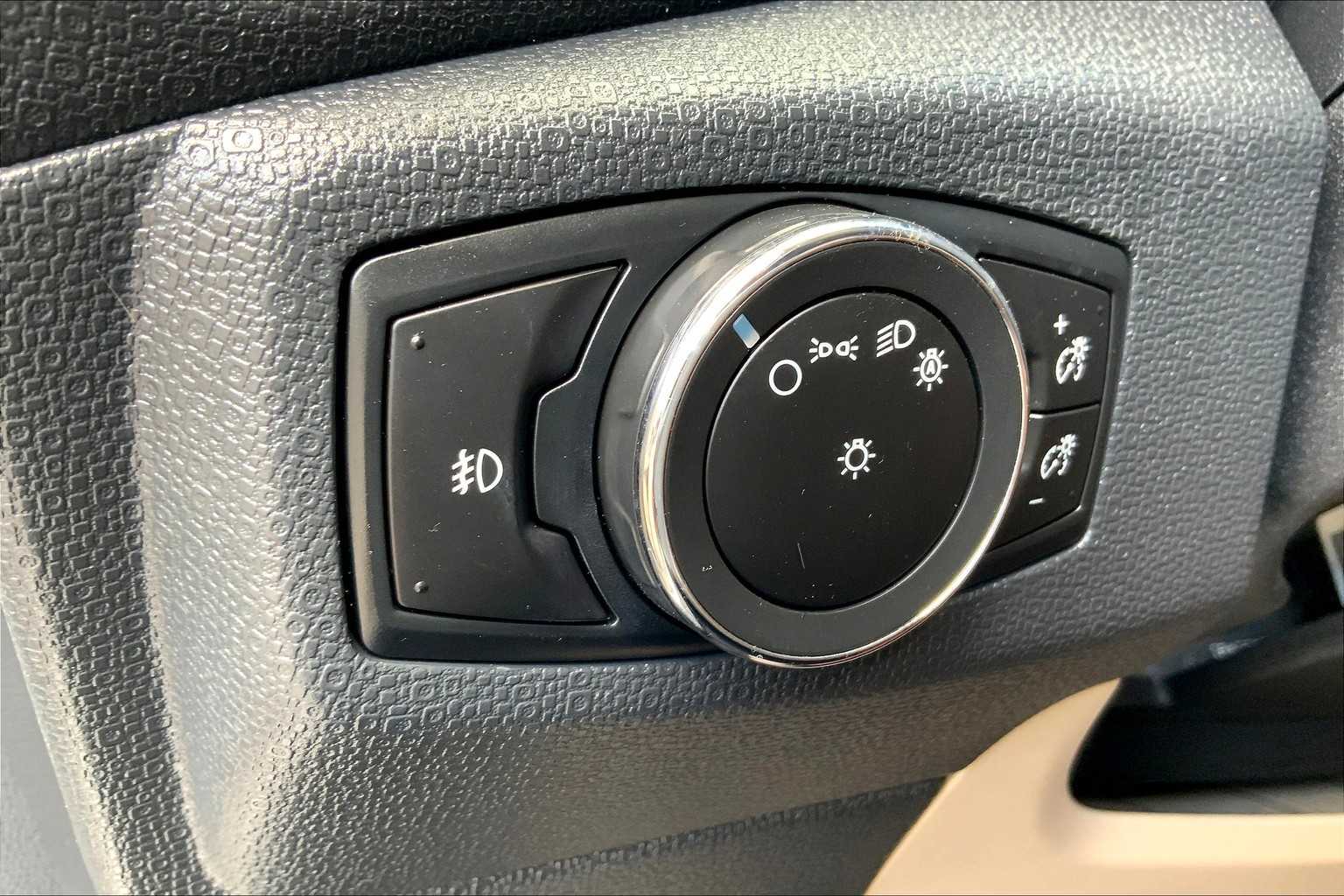 2020 Ford EcoSport SE photo 30