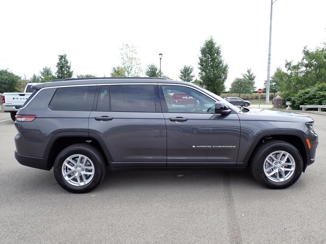 2025 Jeep Grand Cherokee Laredo X photo 7
