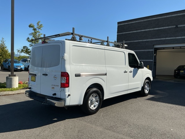 2013 Nissan NV2500 HD SV photo 4
