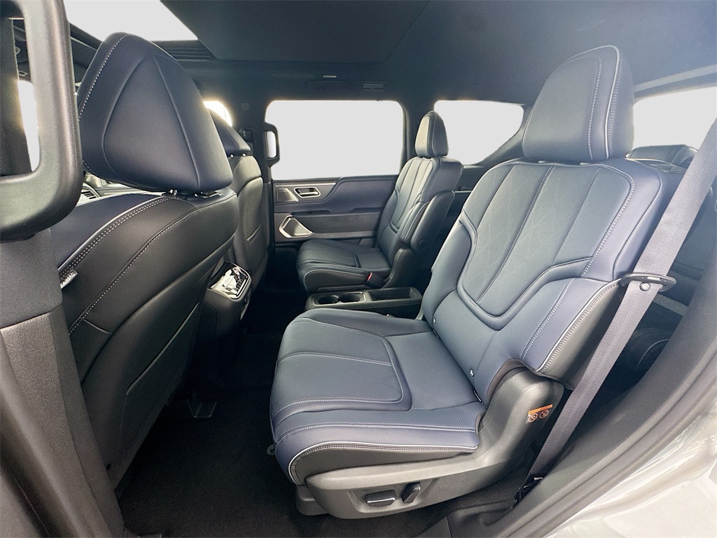 2026 Infiniti QX80 Sensory photo 22