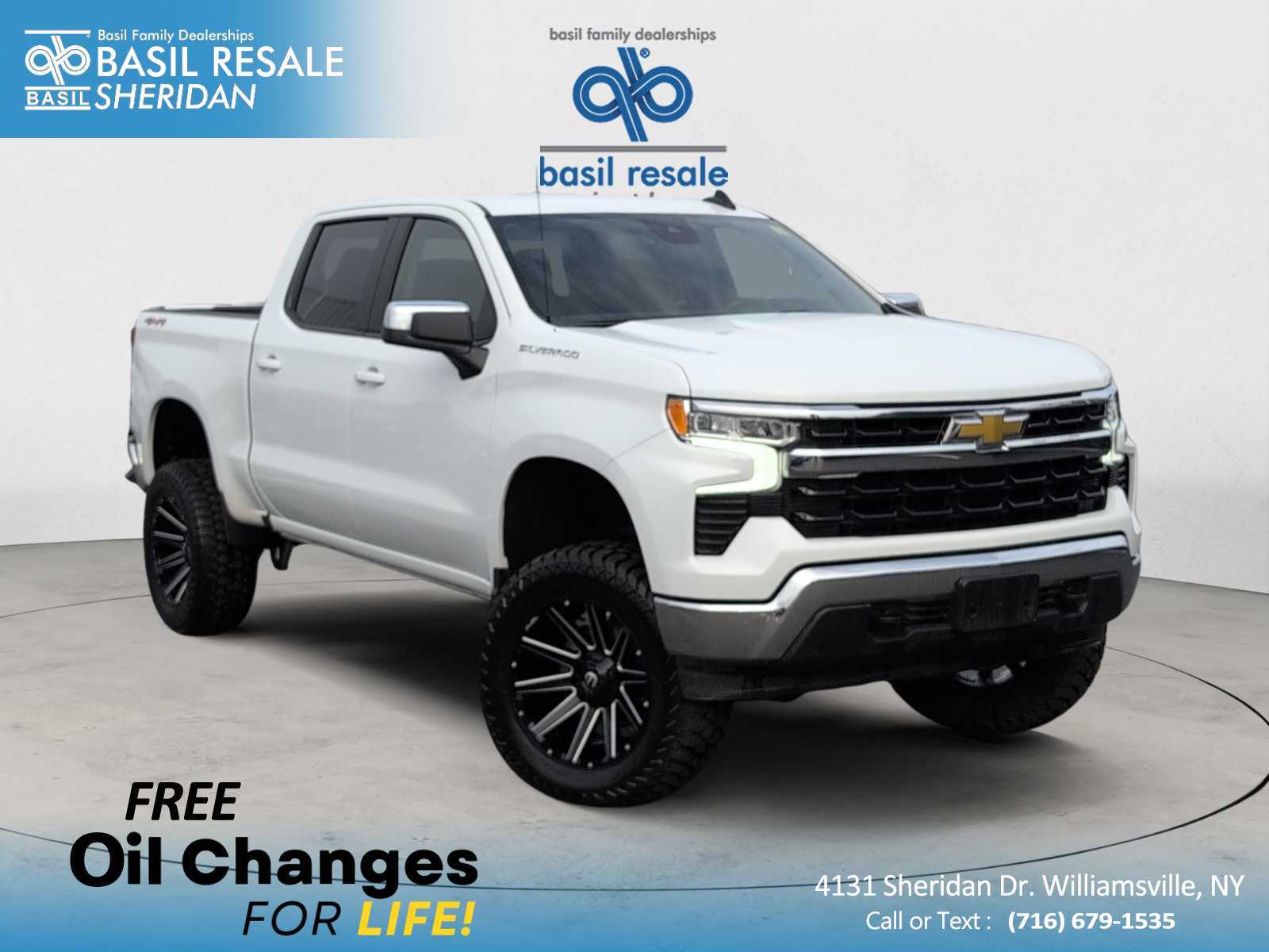 2025 Chevrolet Silverado 1500 LT's photo