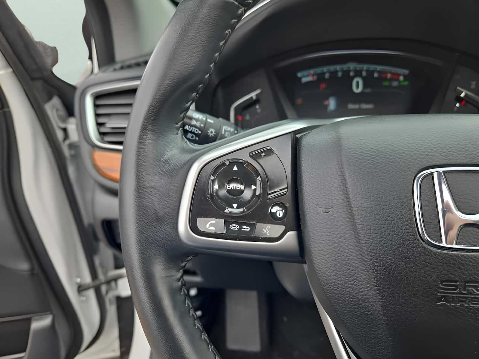 2021 Honda CR-V Touring photo 17