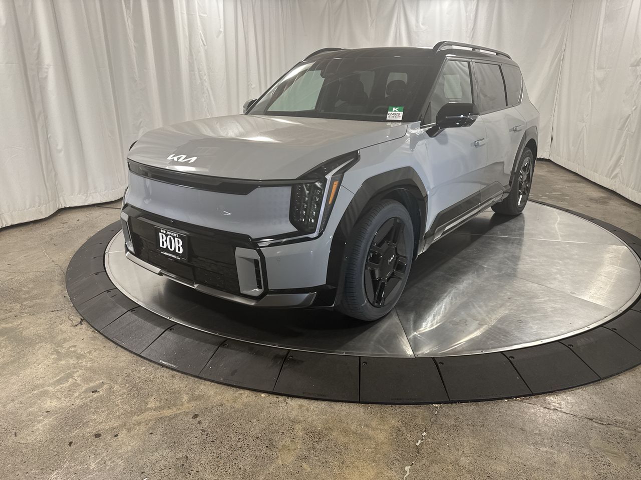 2026 Kia EV9 GT-Line's photo