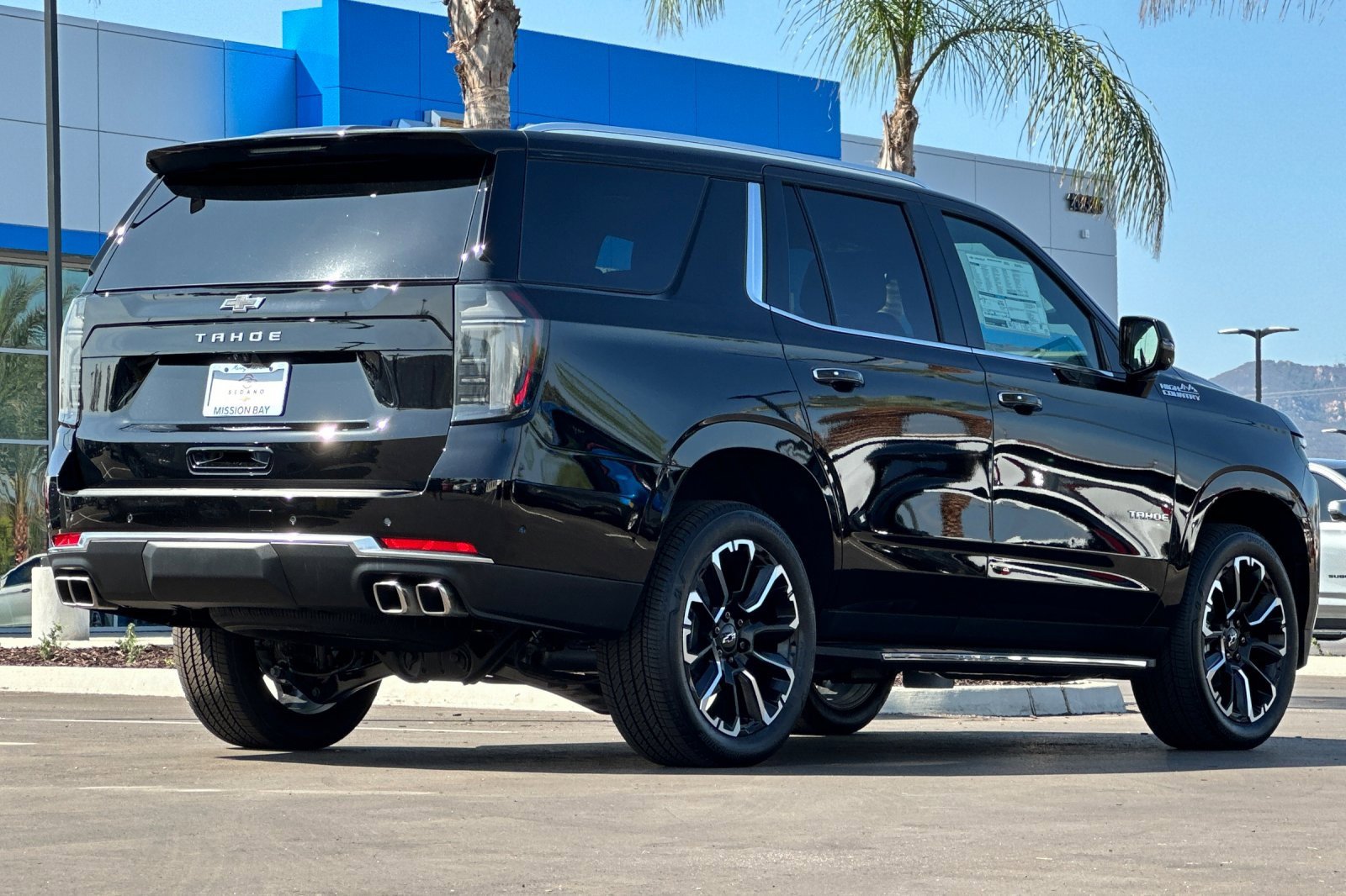 2026 Chevrolet Tahoe High Country photo 4