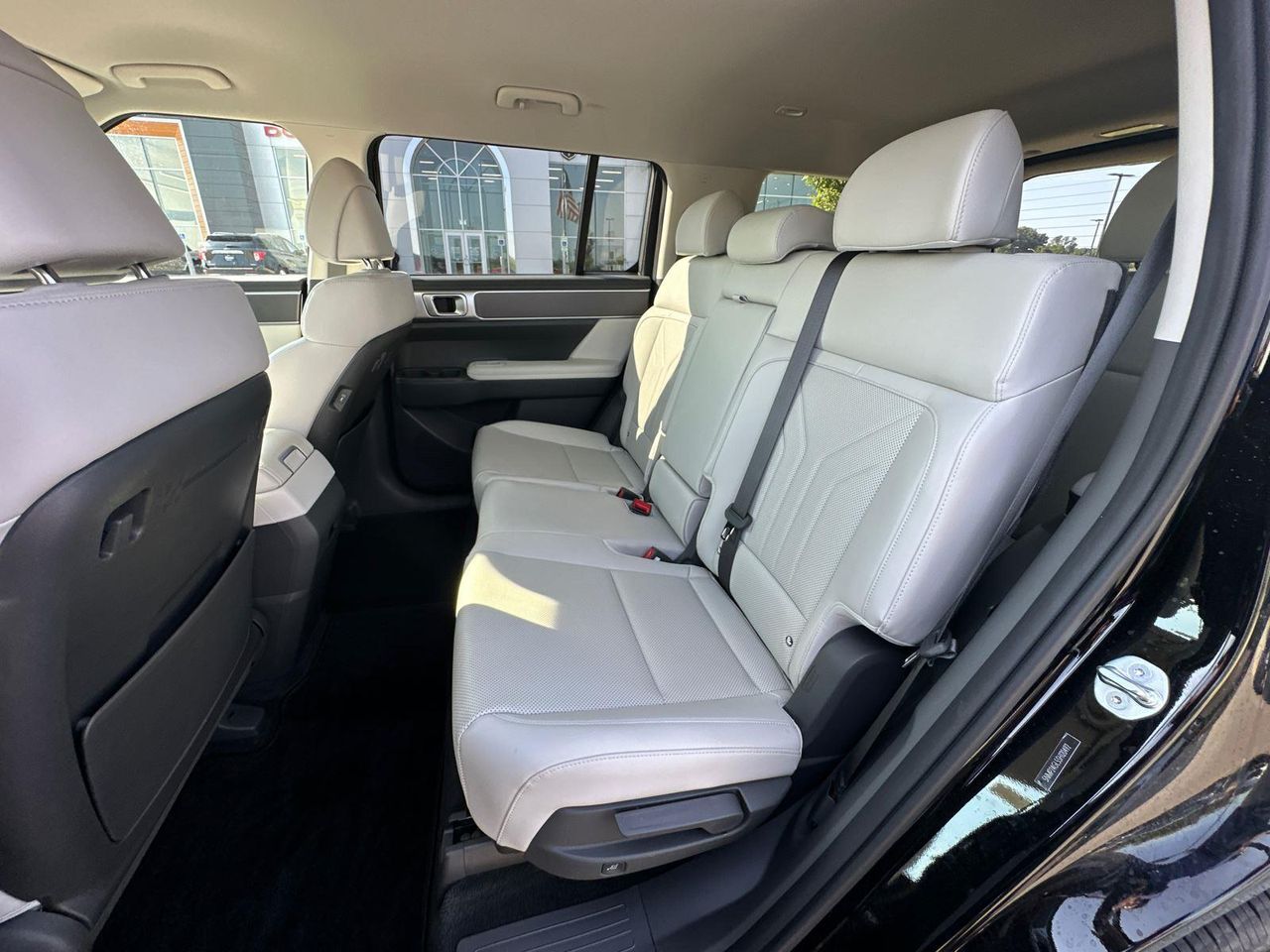 2025 Hyundai Santa Fe SEL photo 25