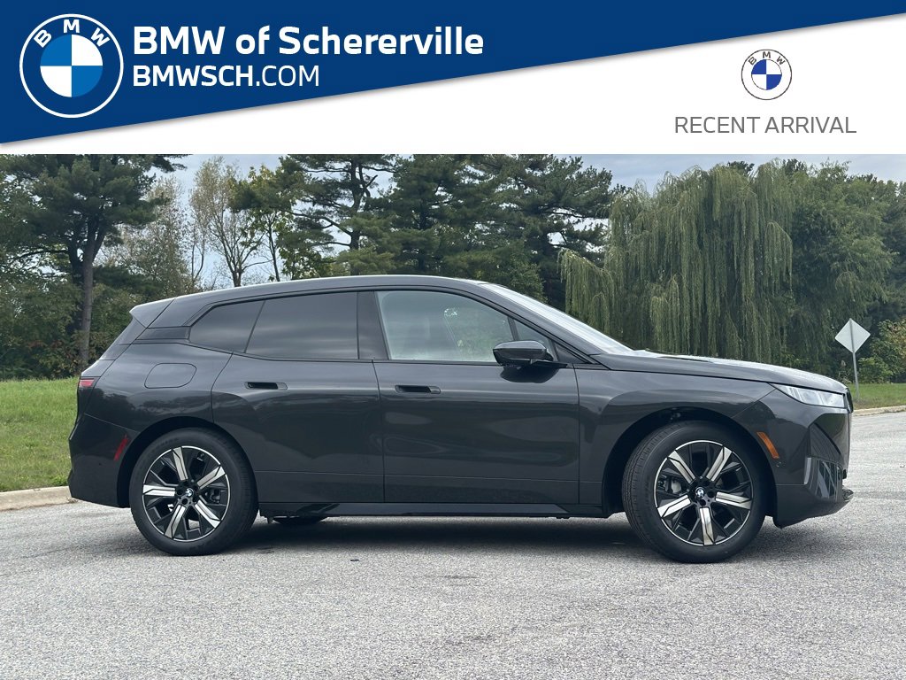 2026 BMW iX 45's photo