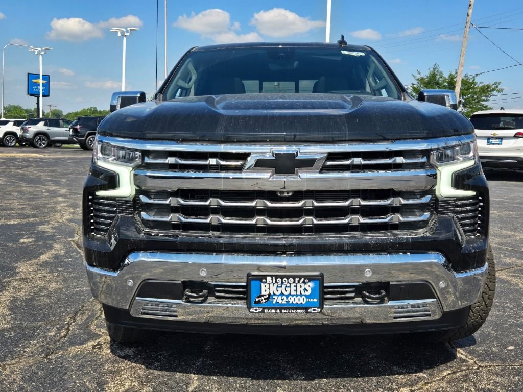 2026 Chevrolet Silverado 1500 LTZ photo 2