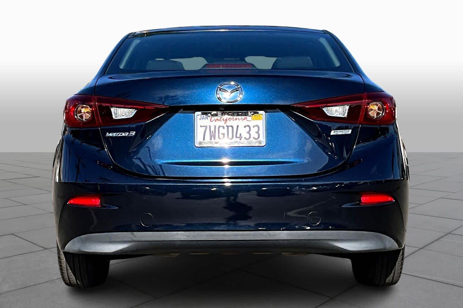 2017 Mazda Mazda3 Sport photo 4