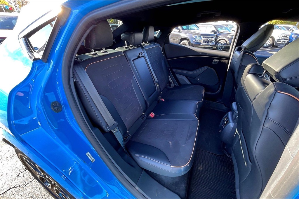 2021 FORD MUSTANG MACH-E - Image 24