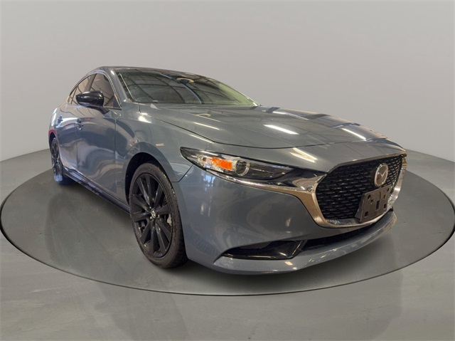 2022 Mazda Mazda3 Carbon Edition's photo