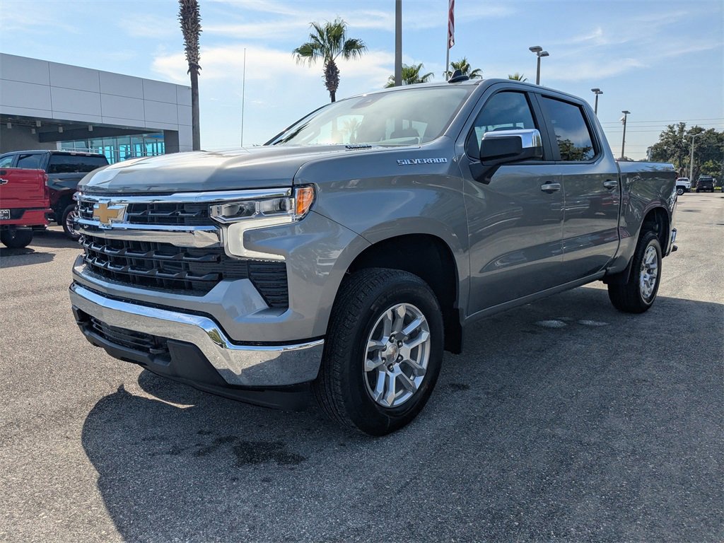 2026 Chevrolet Silverado 1500 LT photo 6