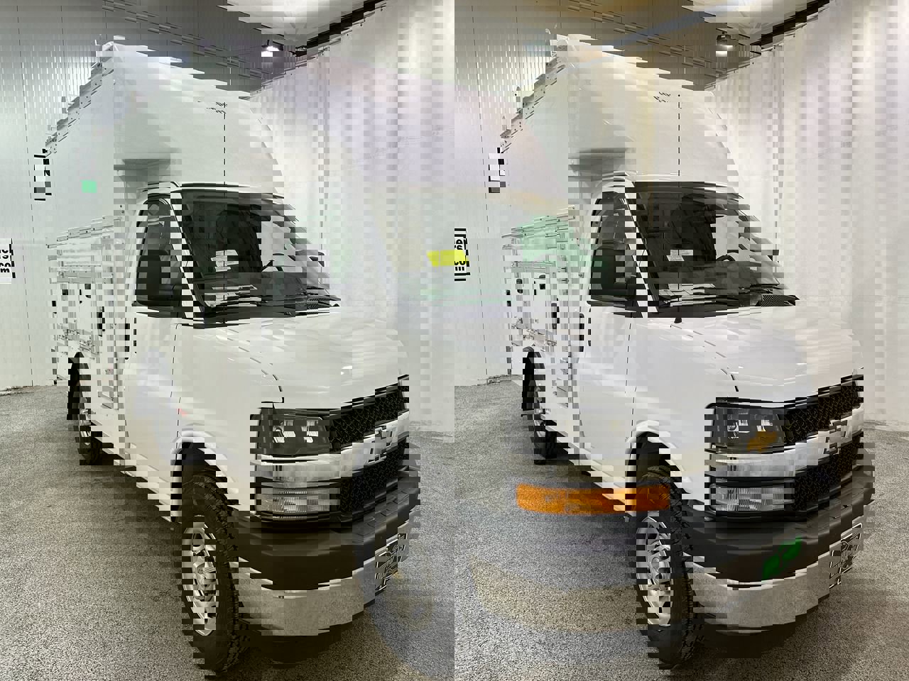 2025 Chevrolet Express Cutaway Base's photo