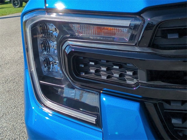 2025 Ford Ranger XLT photo 9
