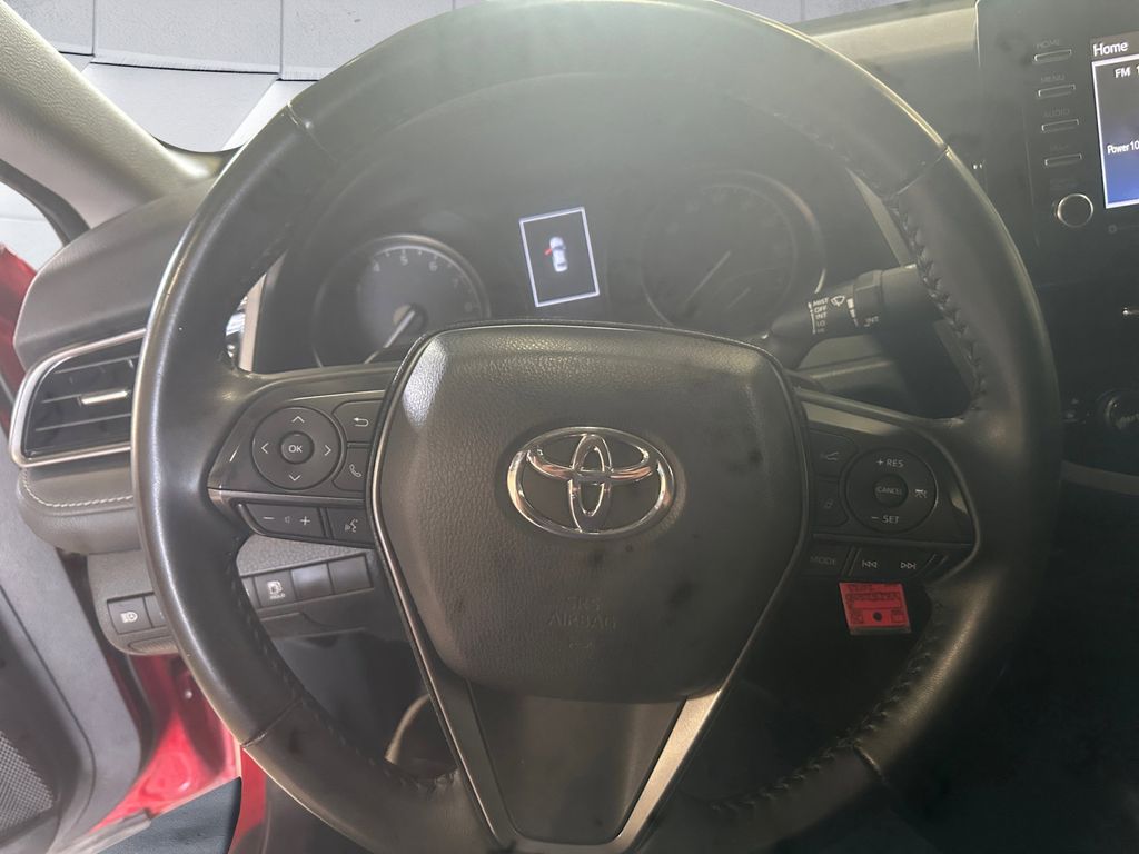 2023 Toyota Camry SE photo 9