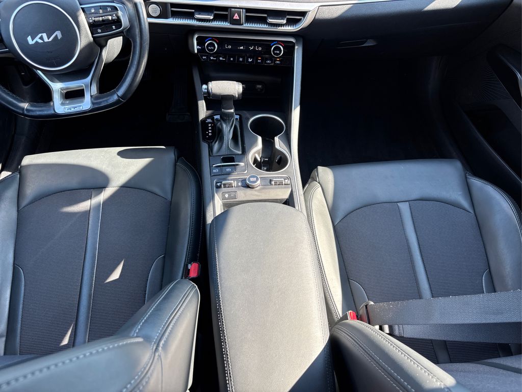 2024 Kia K5 GT-Line photo 20