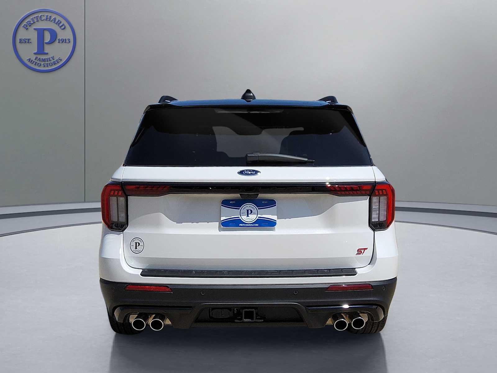 2025 Ford Explorer ST photo 4