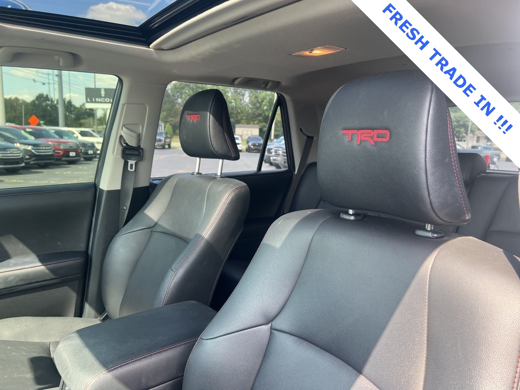 2021 Toyota 4Runner TRD Off-Road Premium photo 8