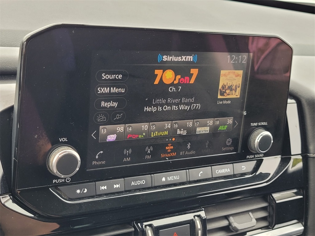 2023 Nissan Pathfinder SV photo 19
