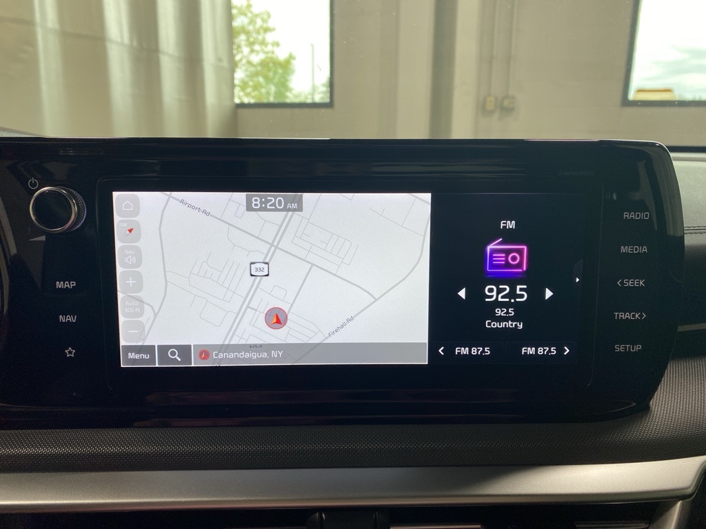 2023 Kia K5 GT-Line photo 3