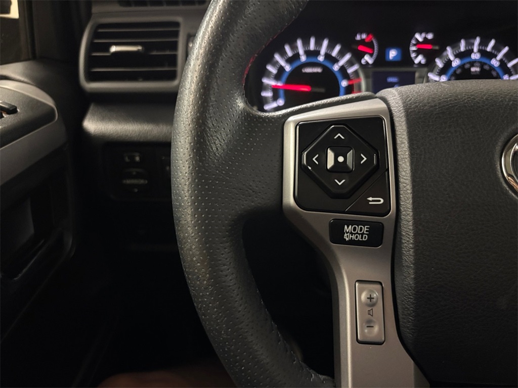 2017 Toyota 4Runner SR5 Premium photo 27