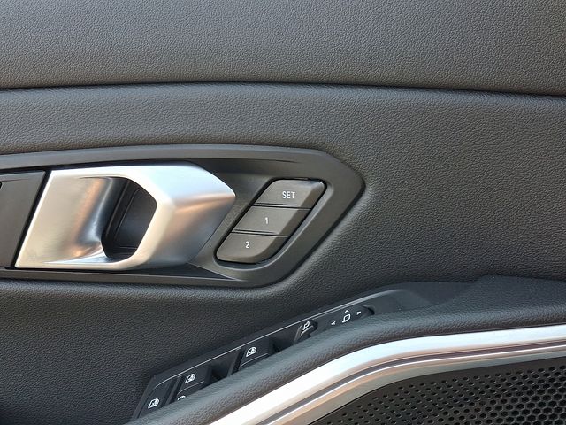2025 Bmw 330i xDrive photo 23