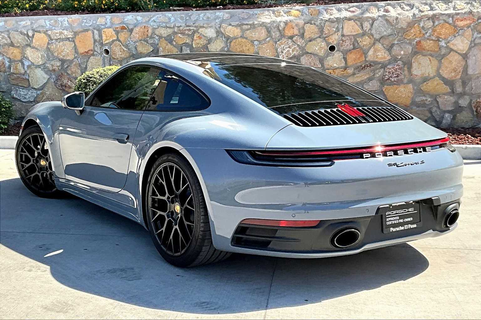 2024 Porsche 911 S photo 3