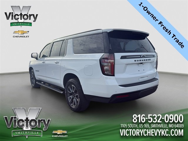 2023 Chevrolet Suburban Z71 photo 3
