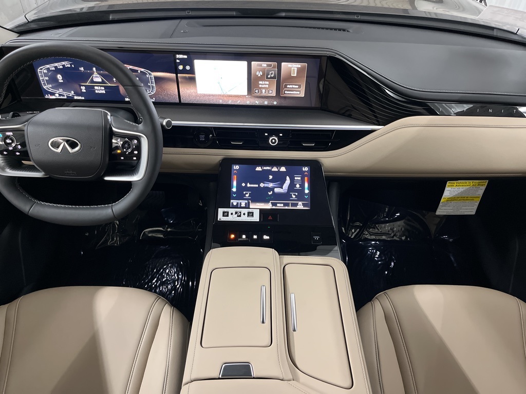 2025 Infiniti QX80 Pure photo 17