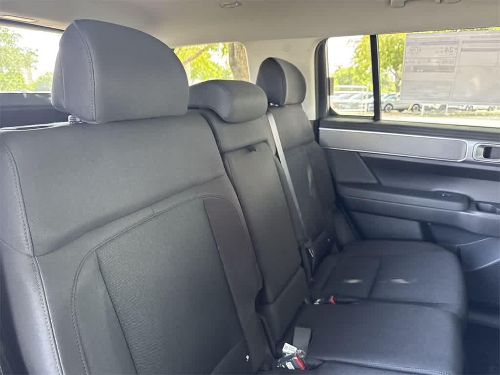 2026 Hyundai Santa Fe SE photo 24
