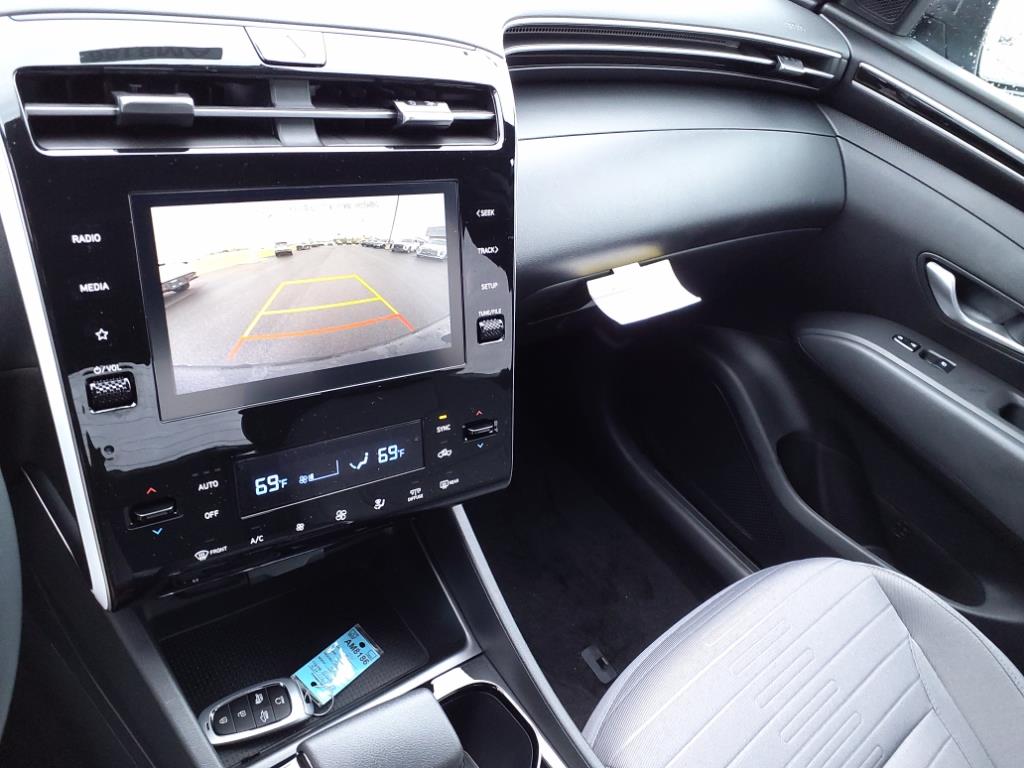 2024 Hyundai Santa Cruz SEL photo 2