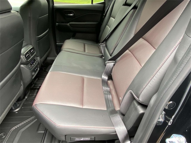 2025 Honda Ridgeline Black Edition photo 10
