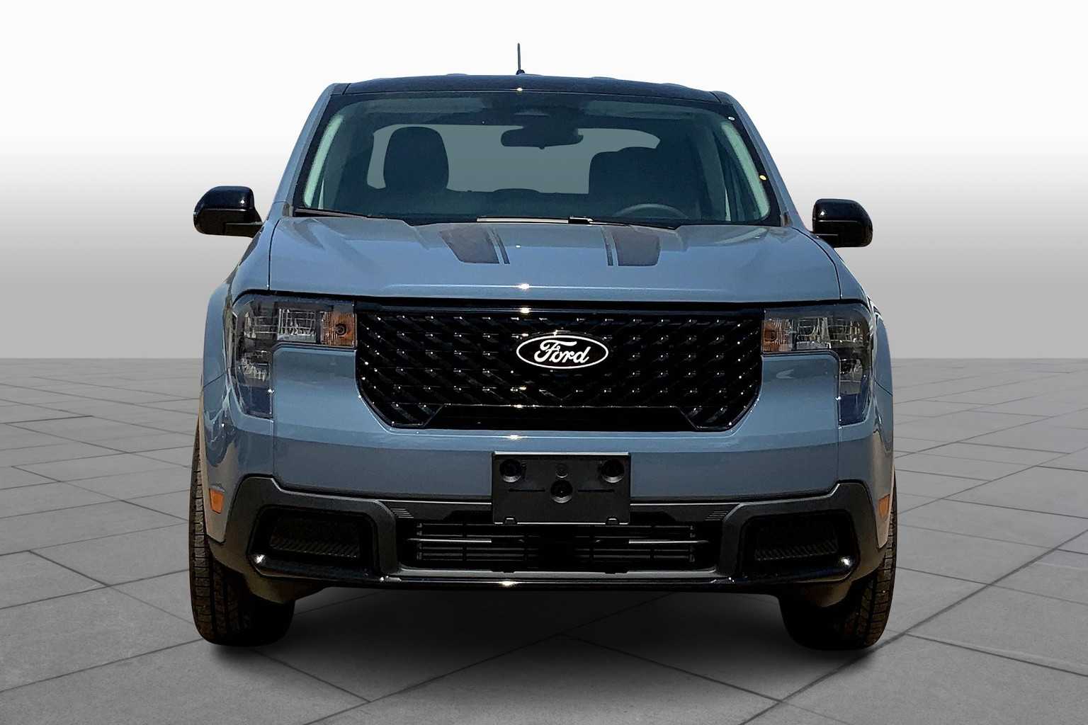 2025 Ford Maverick XLT photo 3
