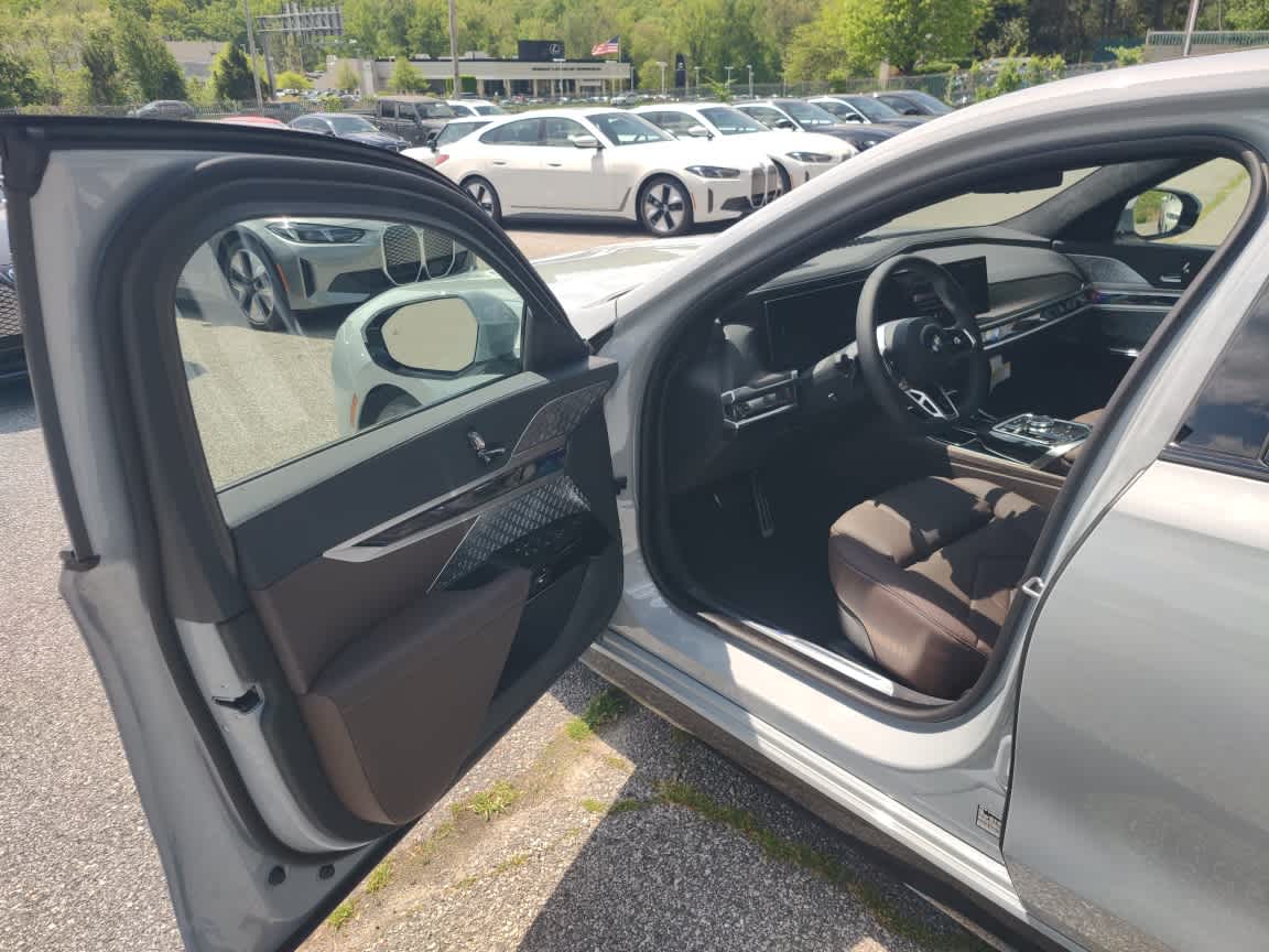 2025 Bmw 760i 760i xDrive photo 5