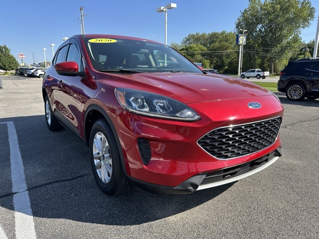 2020 Ford Escape SE photo 4